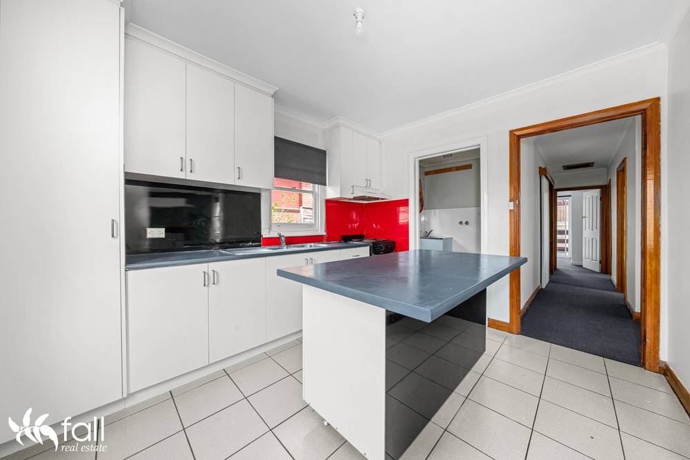 14 Corinda Grove, WEST MOONAH, TAS 7009