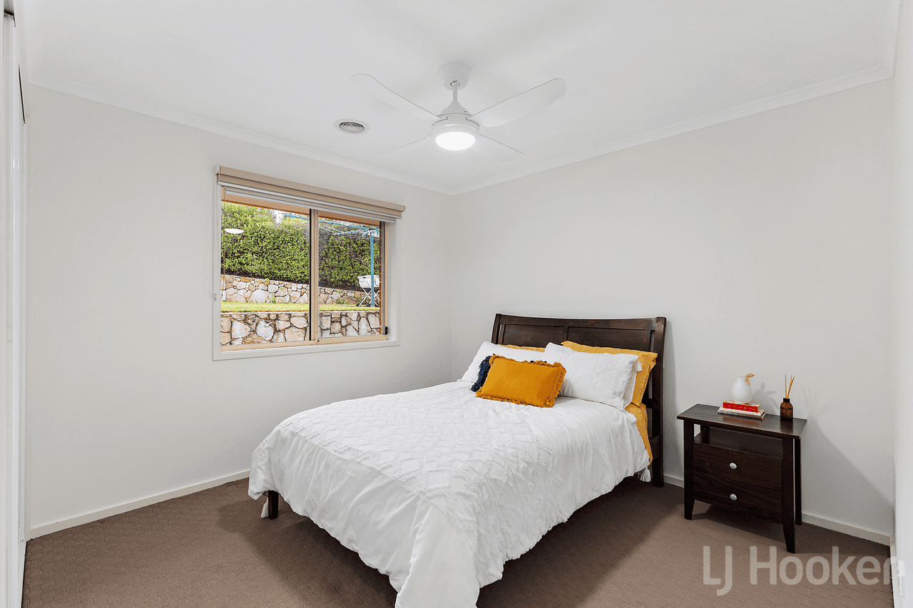 8 Olive Place, JERRABOMBERRA, NSW 2619