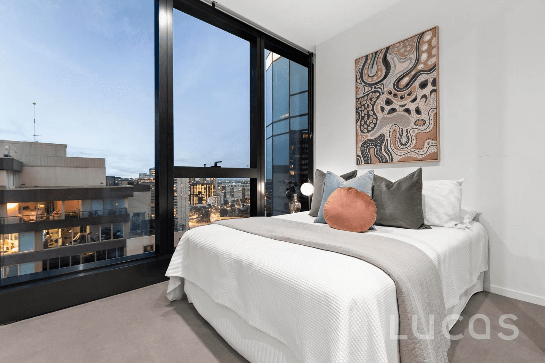 2207/70 Southbank Boulevard, Southbank, VIC 3006