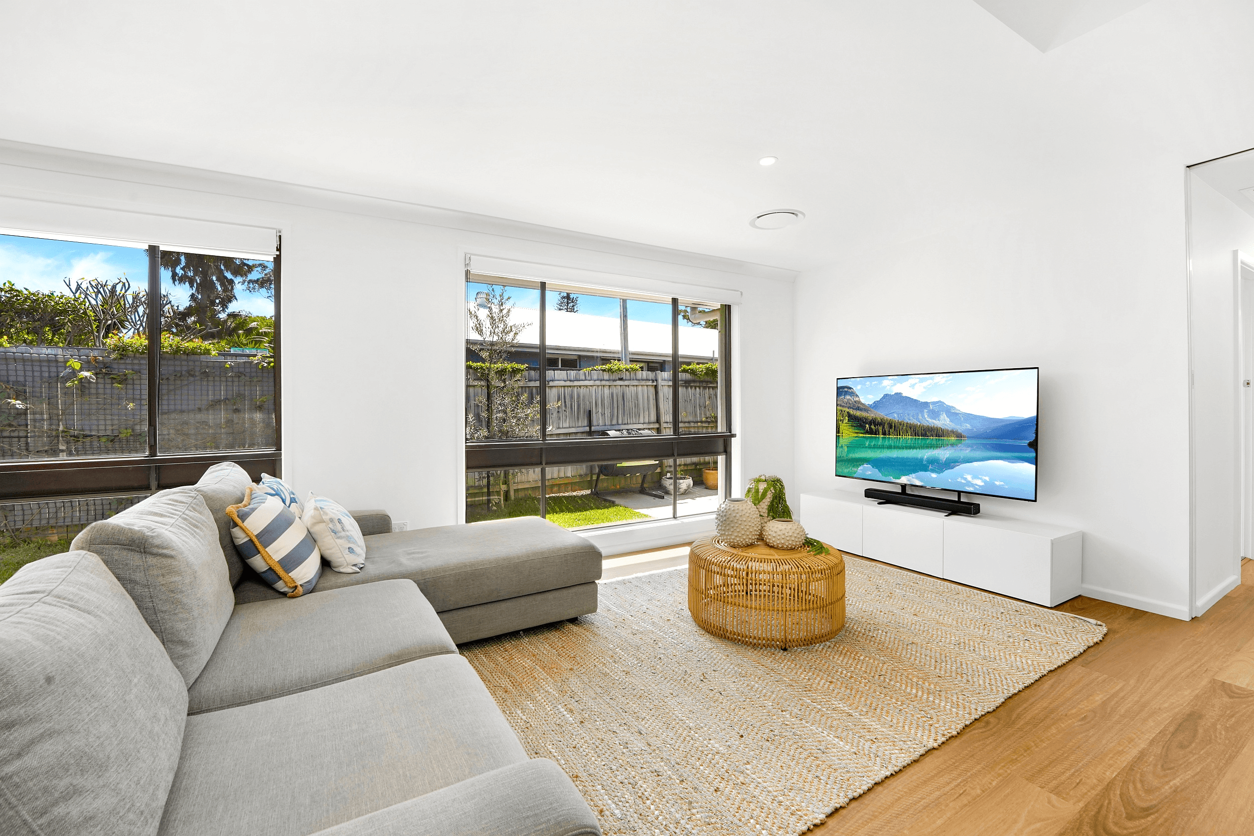 166 Ocean View Drive, WAMBERAL, NSW 2260