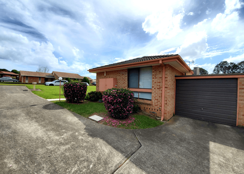 Villa 9/65 Fuchsia Crescent, MACQUARIE FIELDS, NSW 2564