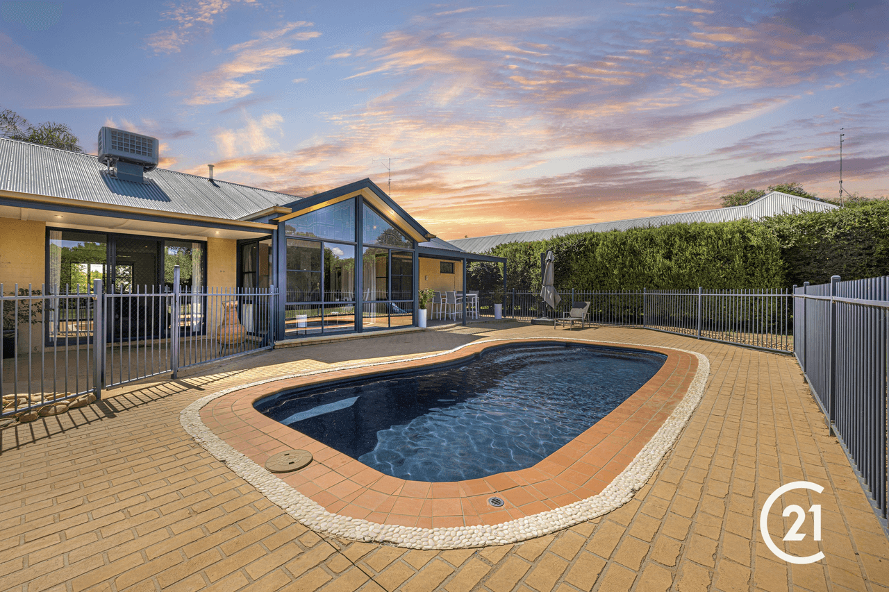 8 Winbi Avenue, Moama, NSW 2731