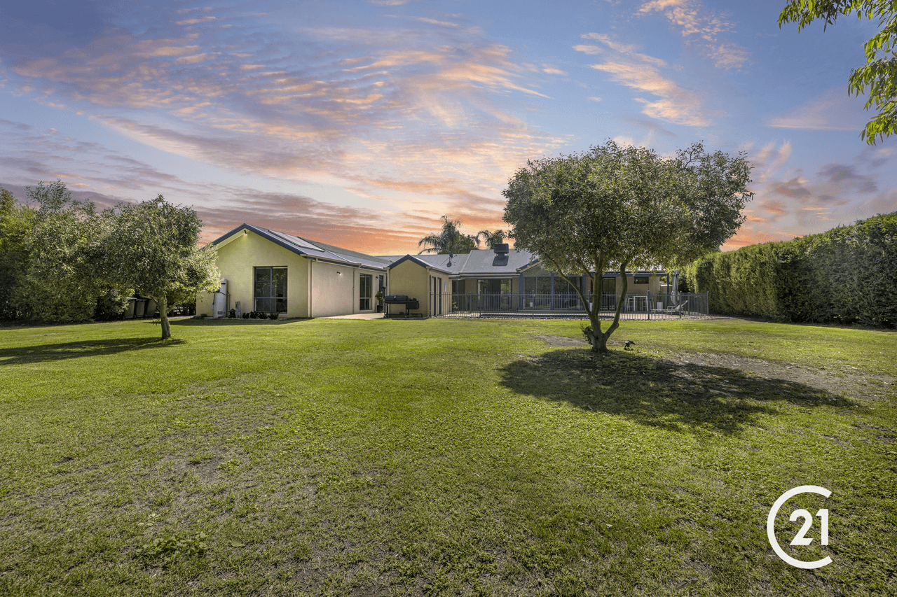 8 Winbi Avenue, Moama, NSW 2731