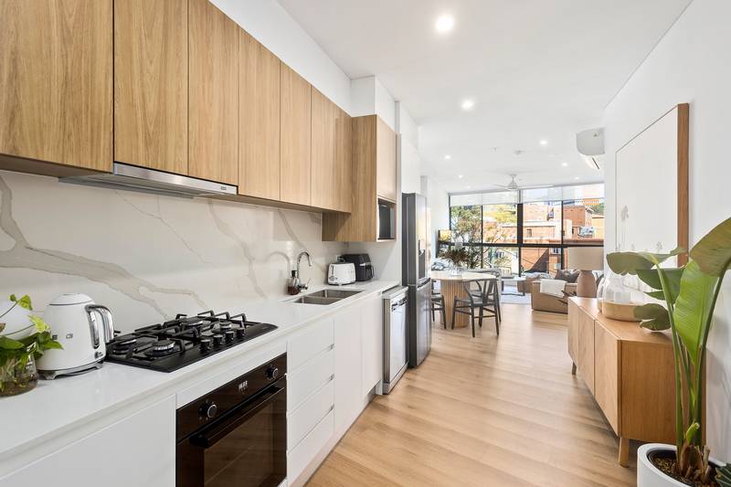 302/49 Denison Street, Wollongong, NSW 2500