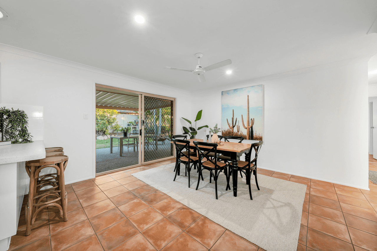 16 Tulloch Drive, Wellington Point, QLD 4160