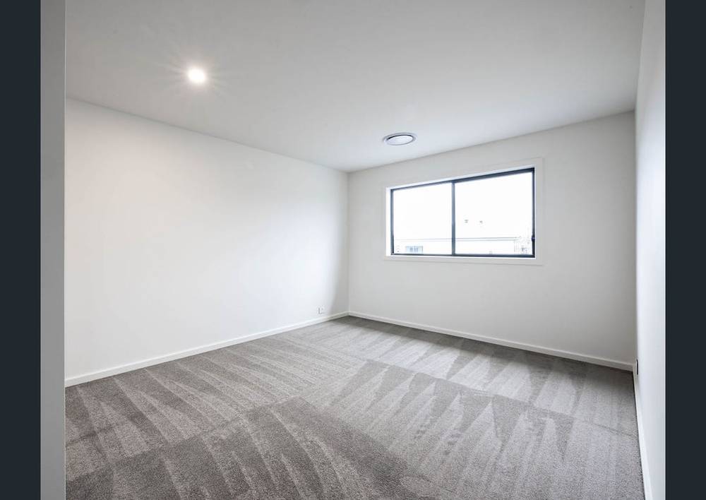 333 edinburgh crescent, GLENEAGLE, QLD 4285