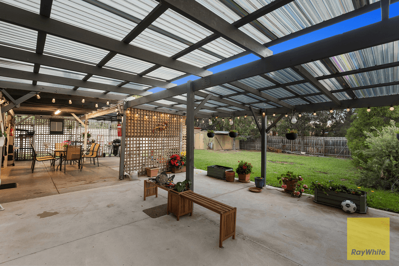 15 Cumming Drive, HOPPERS CROSSING, VIC 3029