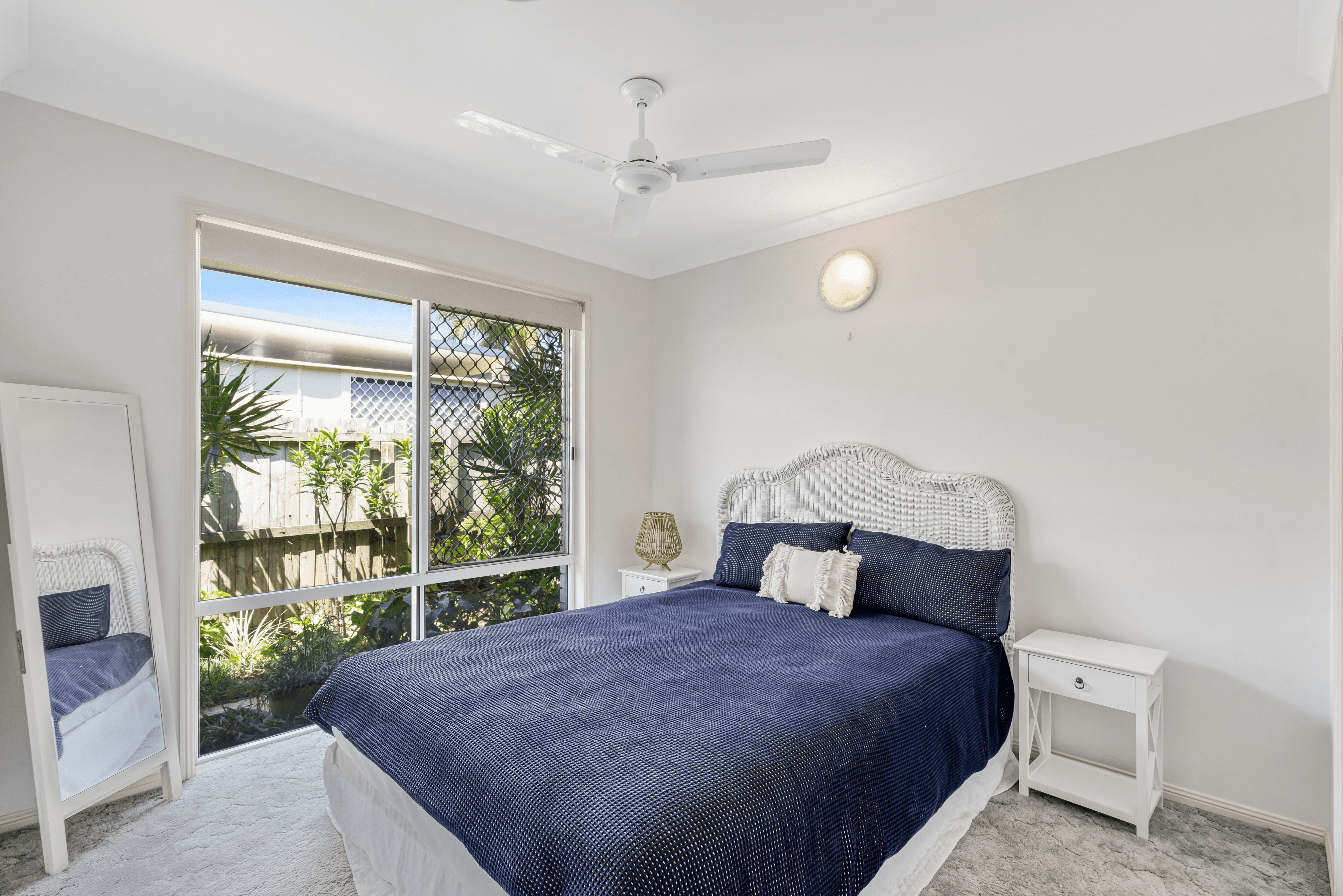 16 Topsail Circuit, BANKSIA BEACH, QLD 4507