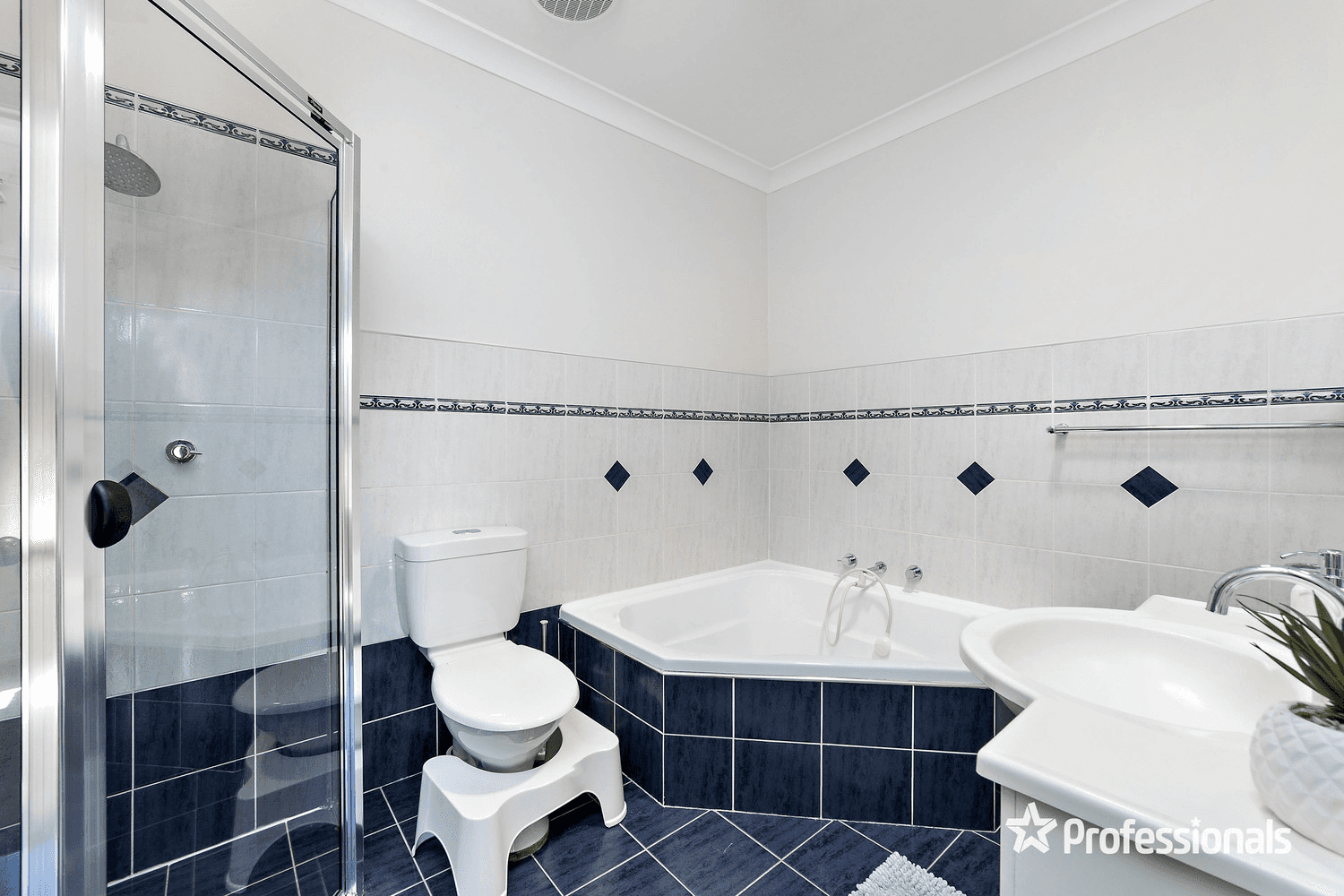 122 Davies Road, Padstow, NSW 2211