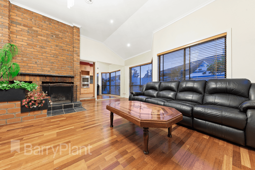 52 Galena Crescent, Kings Park, VIC 3021