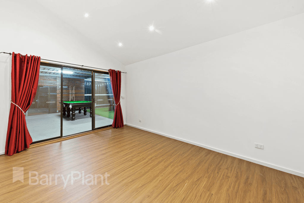 52 Galena Crescent, Kings Park, VIC 3021