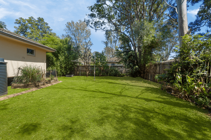 11 Petrie Street, LEICHHARDT, QLD 4305