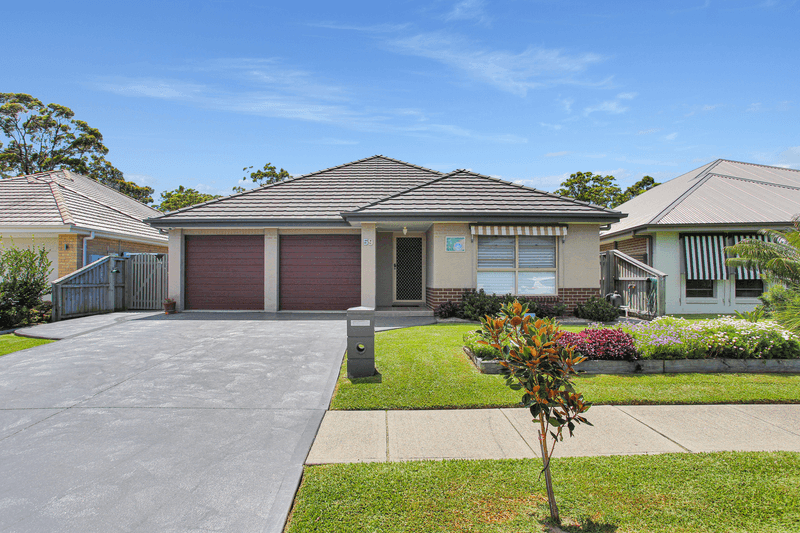 59 Leeward Circuit, TEA GARDENS, NSW 2324