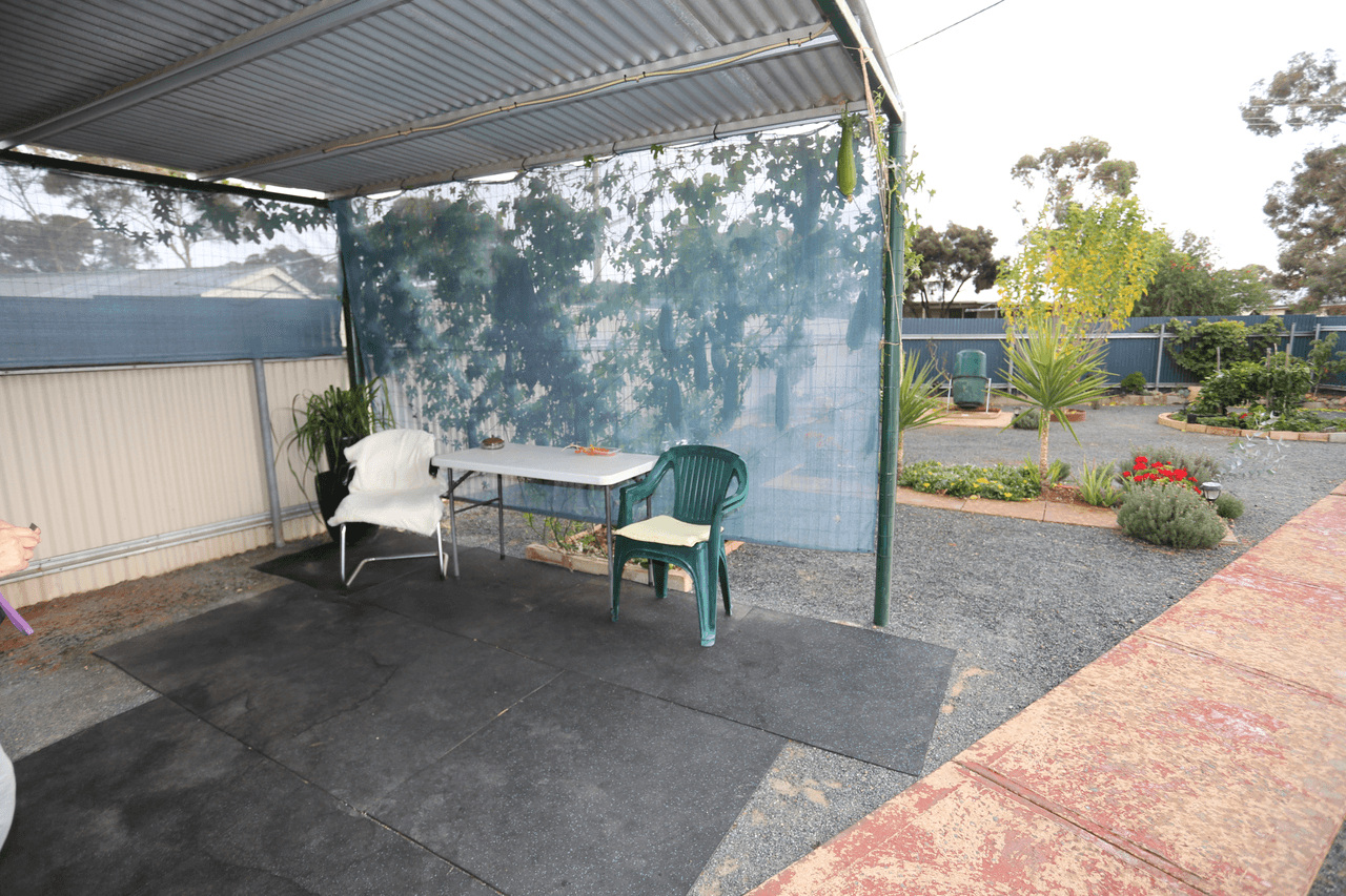 42 Everlasting Crescent, KAMBALDA WEST, WA 6442