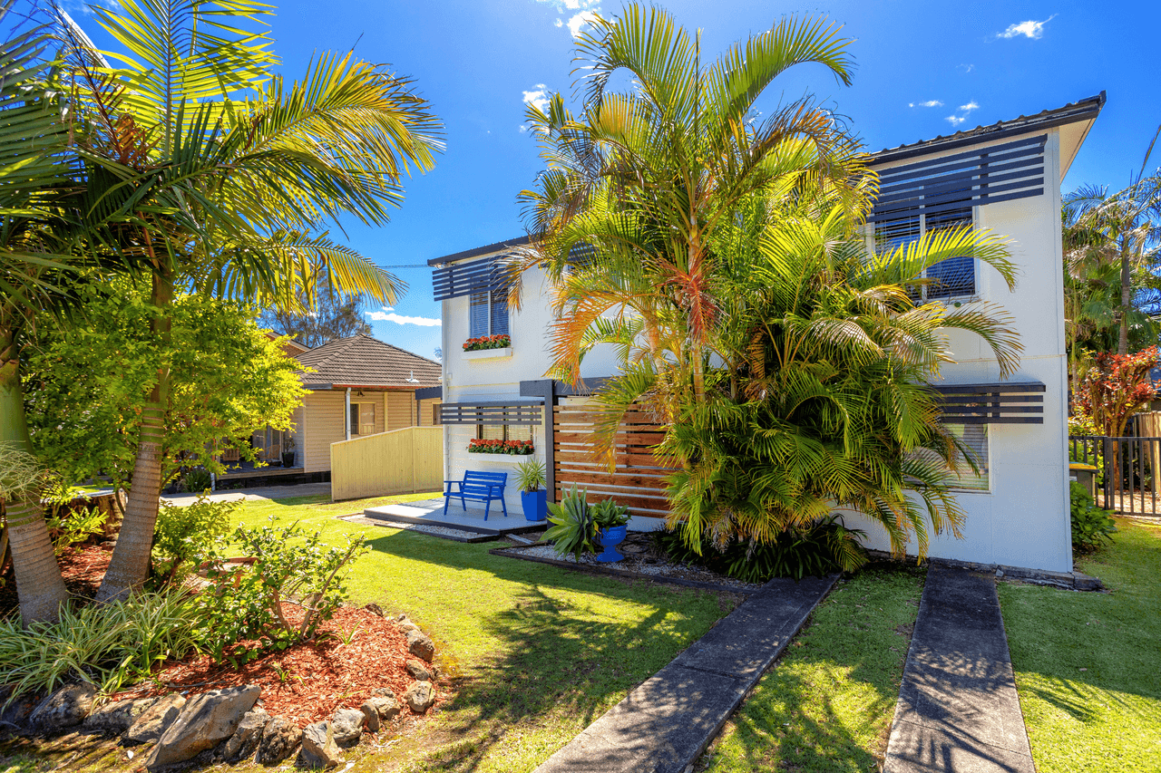 6 Emerald Drive, DIAMOND BEACH, NSW 2430