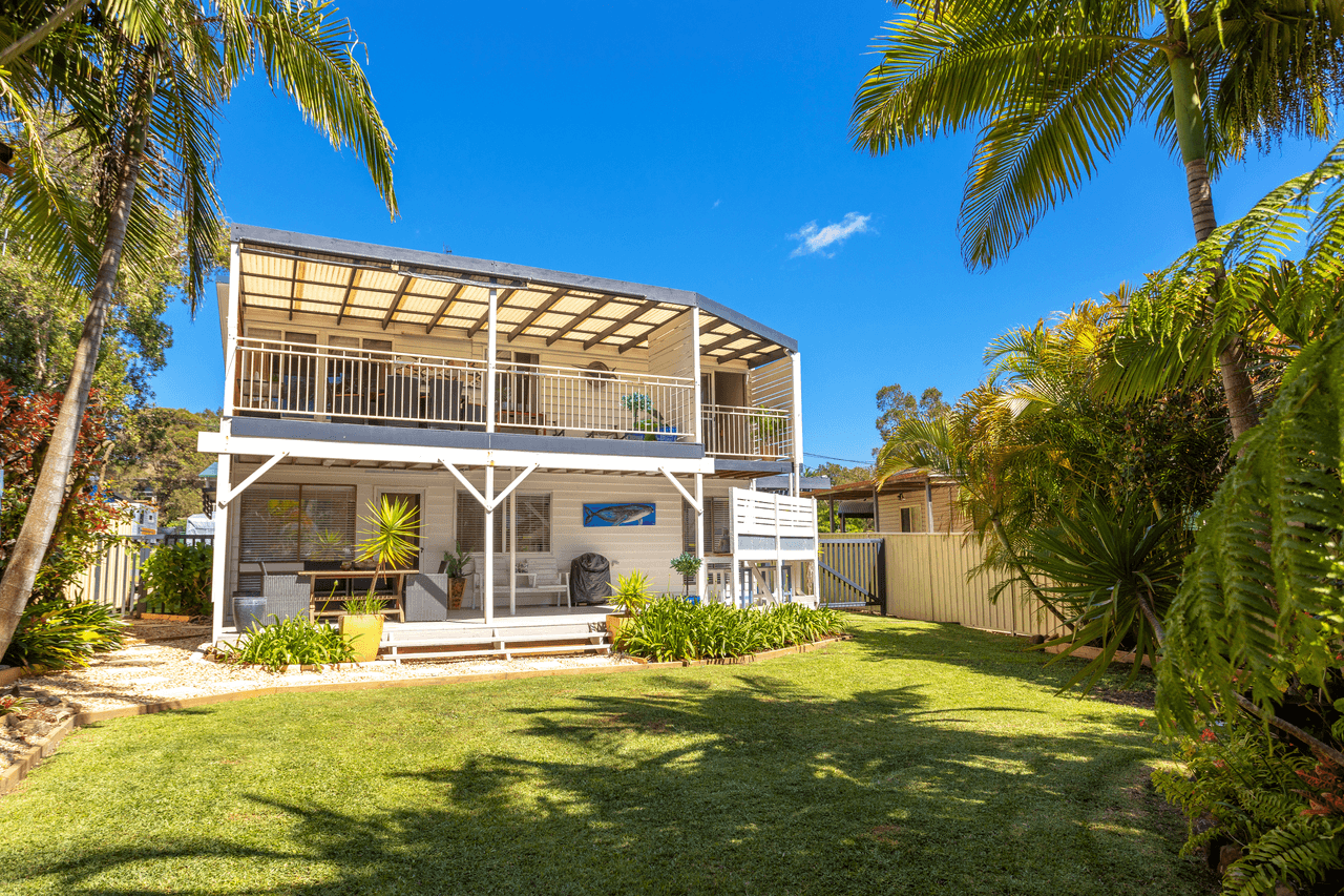 6 Emerald Drive, DIAMOND BEACH, NSW 2430