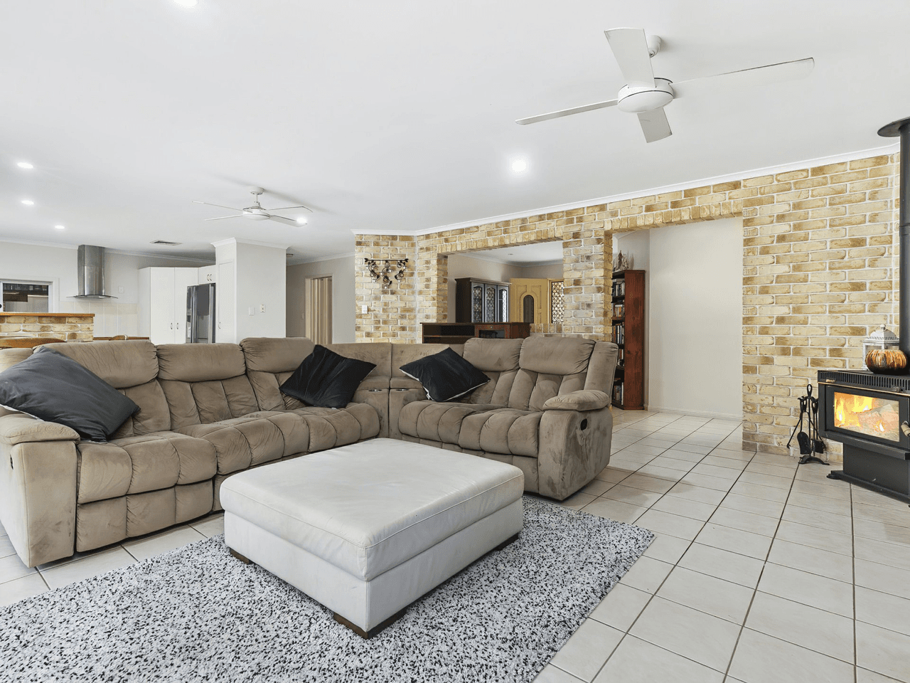 22 Jodi Close, NINGI, QLD 4511