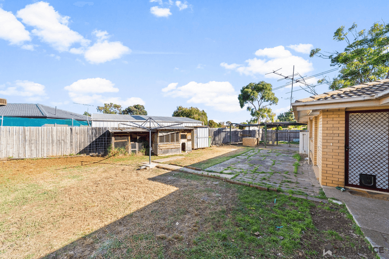 8 Nirvana Place, Melton West, VIC 3337