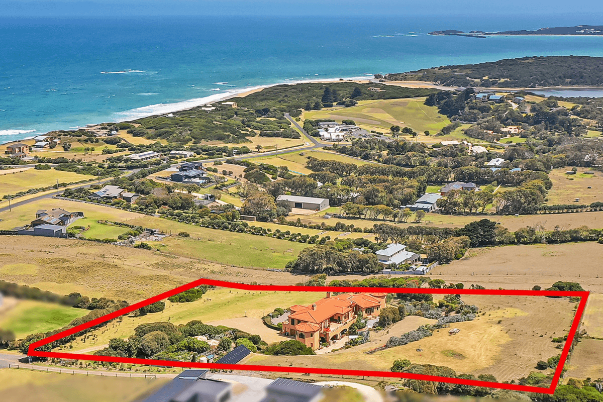 22 Logans Beach Road, Warrnambool, VIC 3280