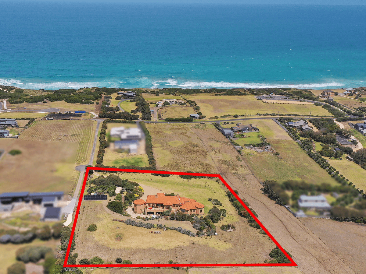 22 Logans Beach Road, Warrnambool, VIC 3280