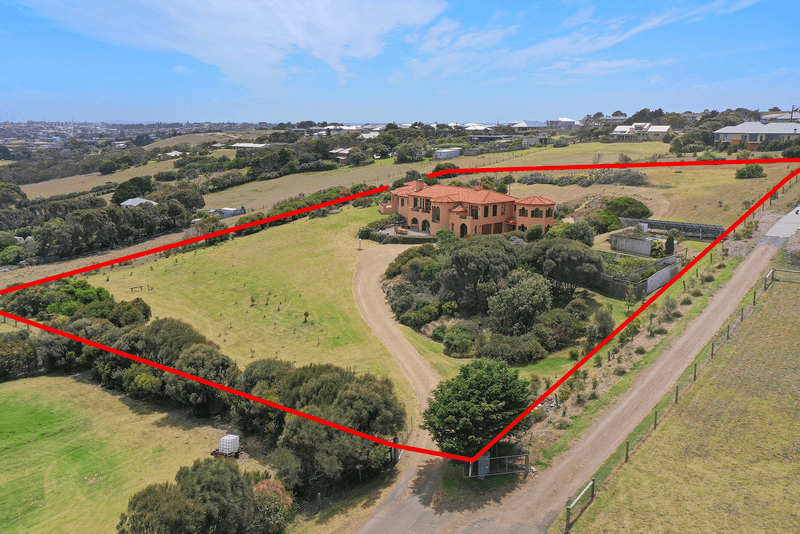 22 Logans Beach Road, Warrnambool, VIC 3280