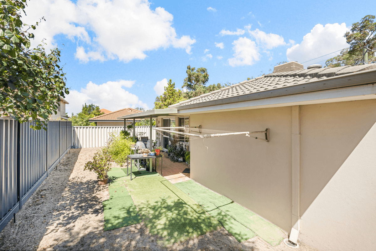 4 Fleming Avenue, Bentley, WA 6102