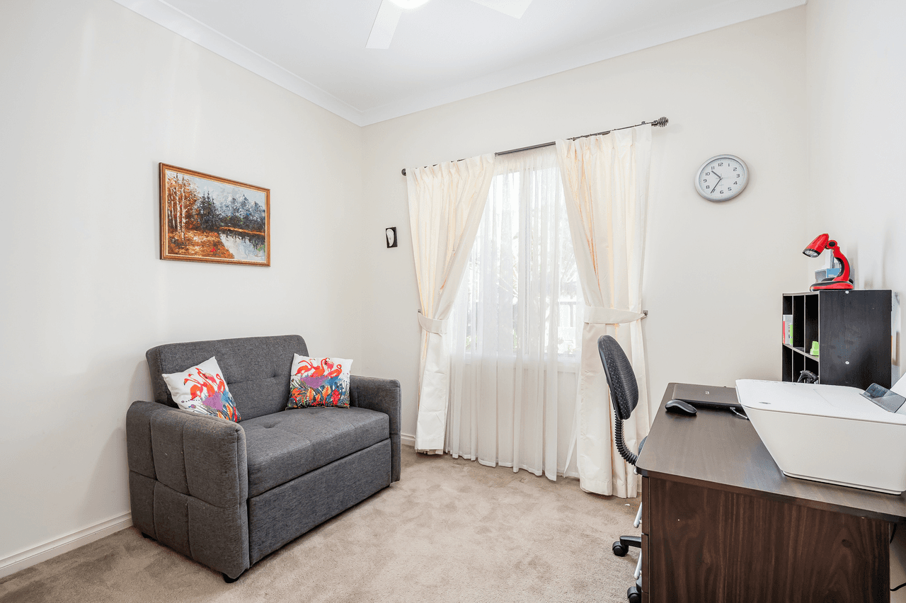 92 Wishart Crescent, ENCOUNTER BAY, SA 5211