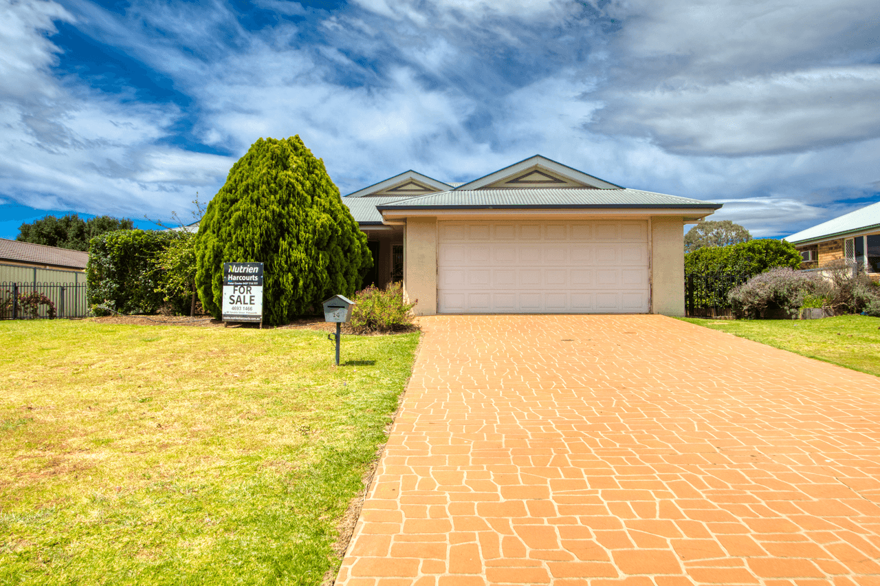 14 Stanley Street, PITTSWORTH, QLD 4356