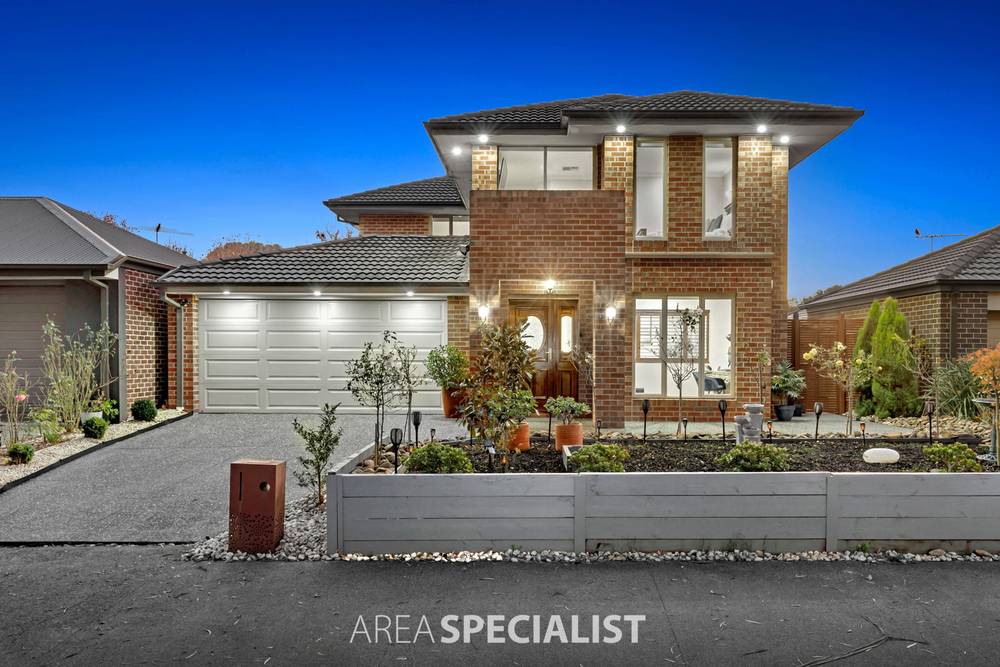 2 Staffordshire Place, LYNDHURST, VIC 3975
