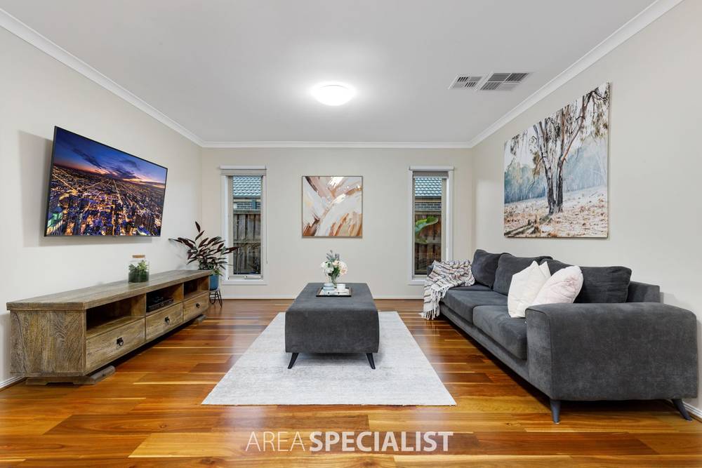2 Staffordshire Place, LYNDHURST, VIC 3975