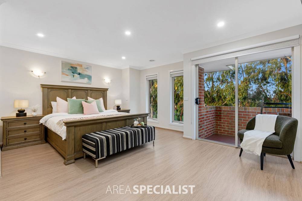 2 Staffordshire Place, LYNDHURST, VIC 3975