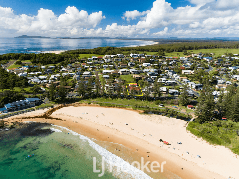 15 Main Street, BLACK HEAD, NSW 2430