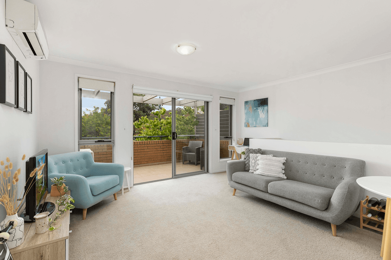 43 Whitmore Crescent, WATSON, ACT 2602