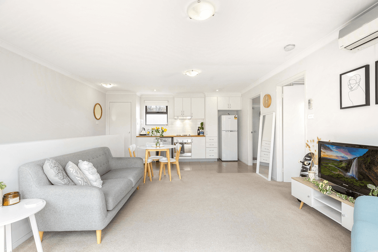 43 Whitmore Crescent, WATSON, ACT 2602