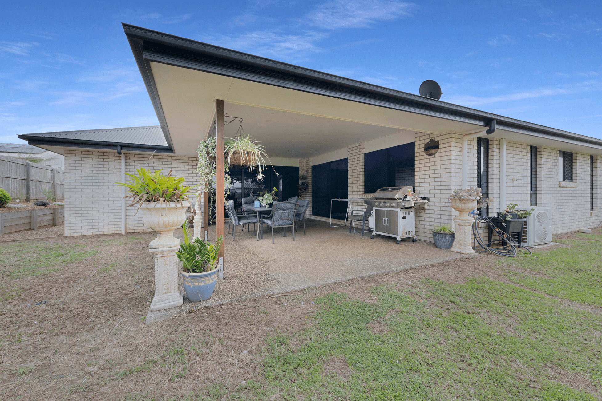 49 Neville Drive, BRANYAN, QLD 4670