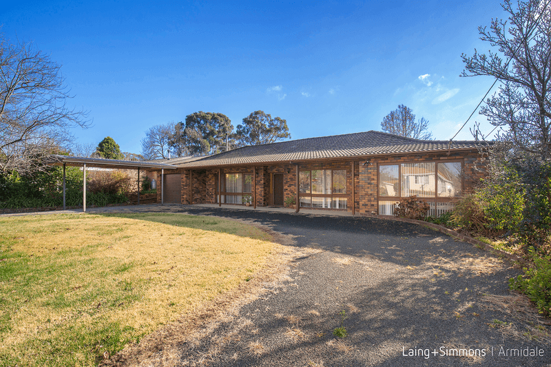 11 Dorothy Avenue, Armidale, NSW 2350