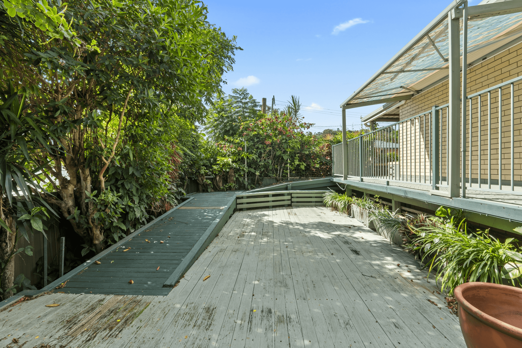 1 Mitchell Avenue, CURRUMBIN, QLD 4223