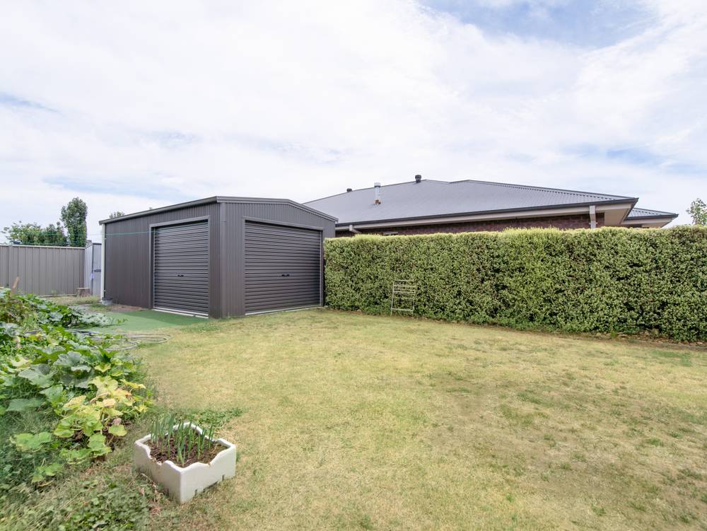 37 Sunningdale Boulevard, TATURA, VIC 3616
