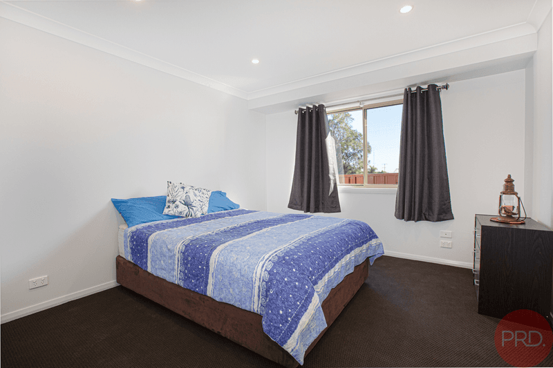 2/21 Clift Street, GRETA, NSW 2334