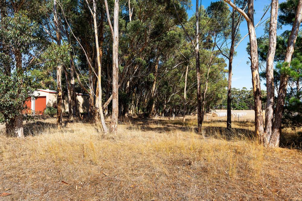 Glenelg Highway, Westmere, VIC 3351