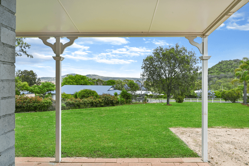 40 Valley View Dr, Meringandan West, QLD 4352