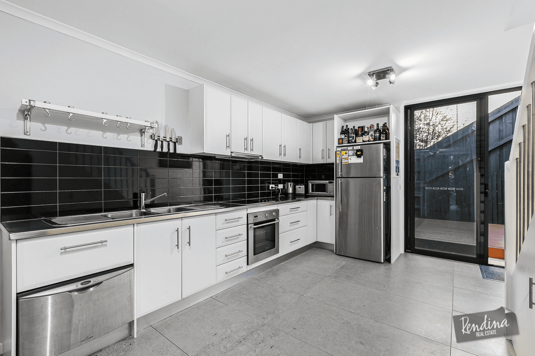 2/7 Grandview Avenue, MARIBYRNONG, VIC 3032