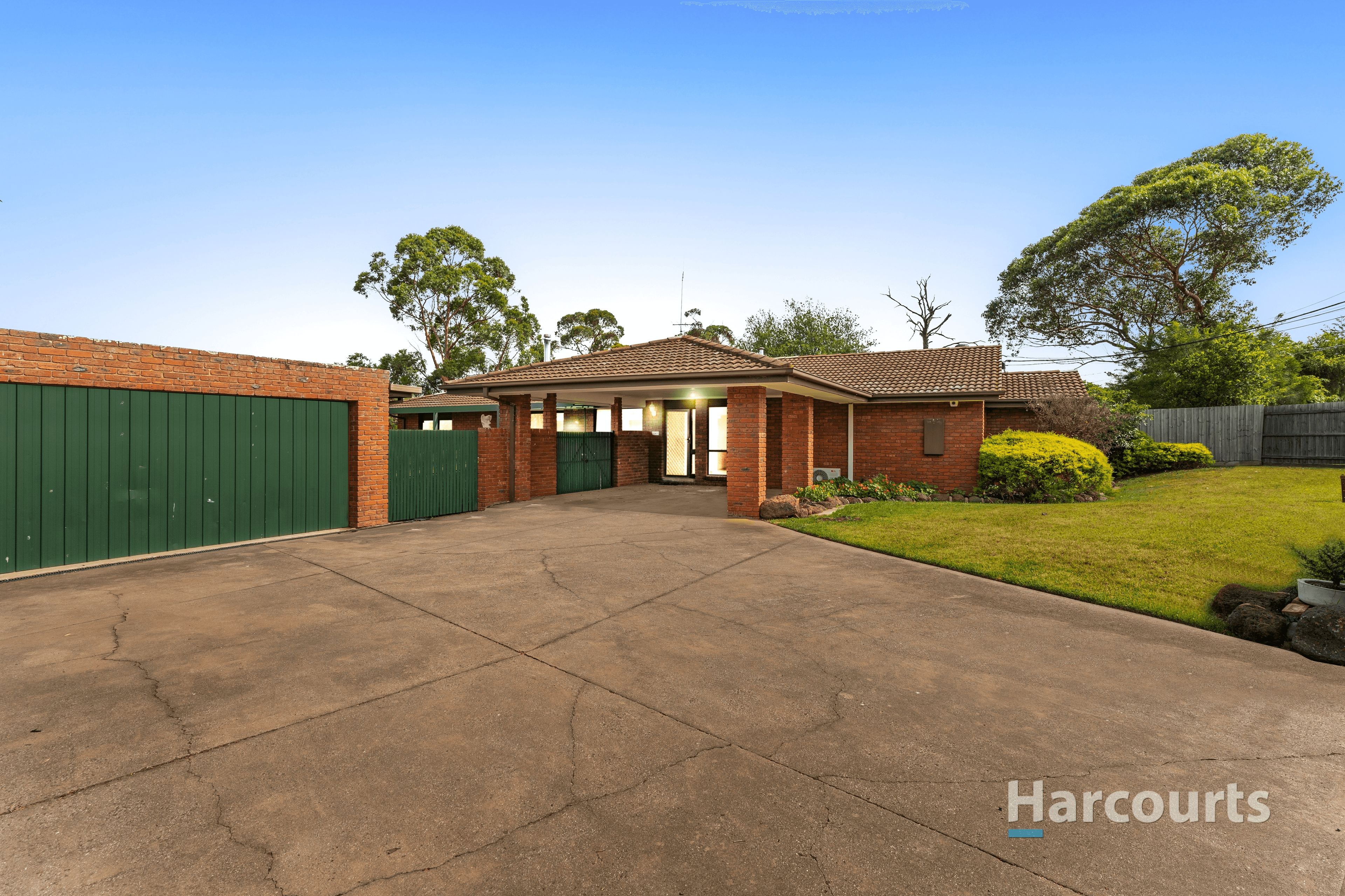 16-17 Columbia Court, Deer Park, VIC 3023