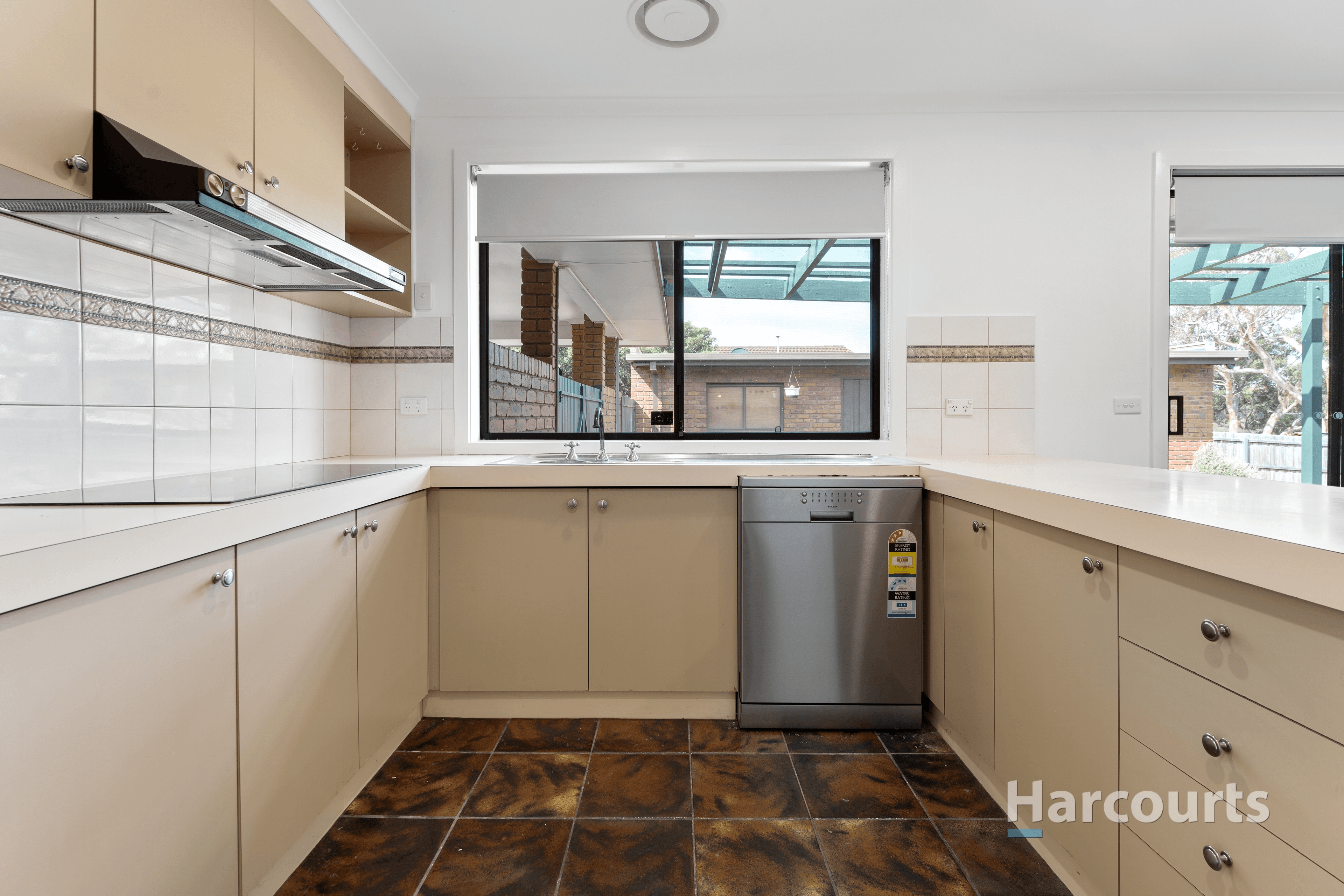 16-17 Columbia Court, Deer Park, VIC 3023