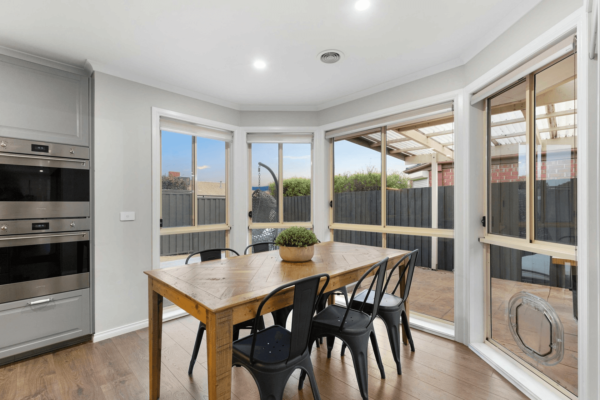 10 Aikshaw Close, Hillside, VIC 3037