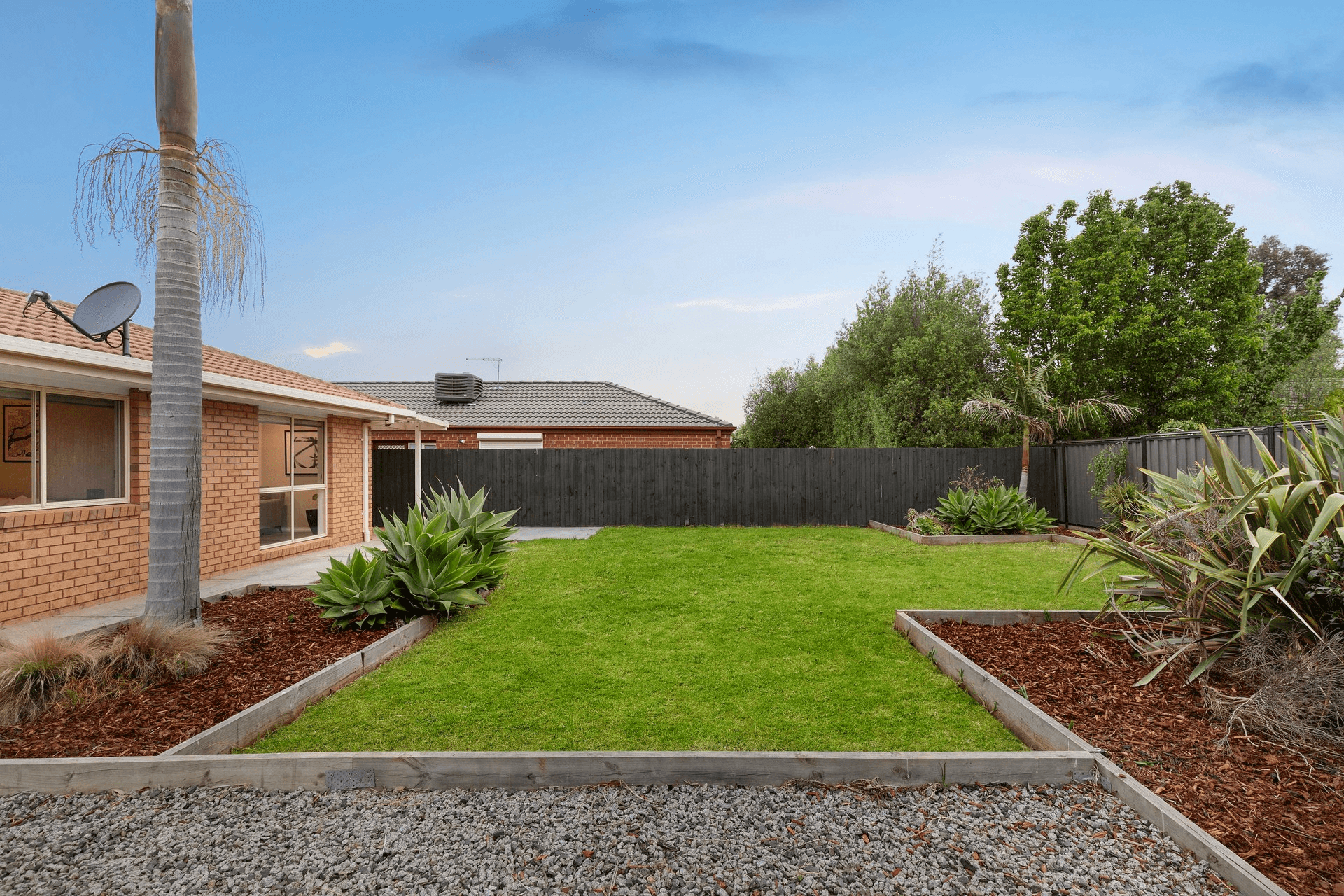 10 Aikshaw Close, Hillside, VIC 3037