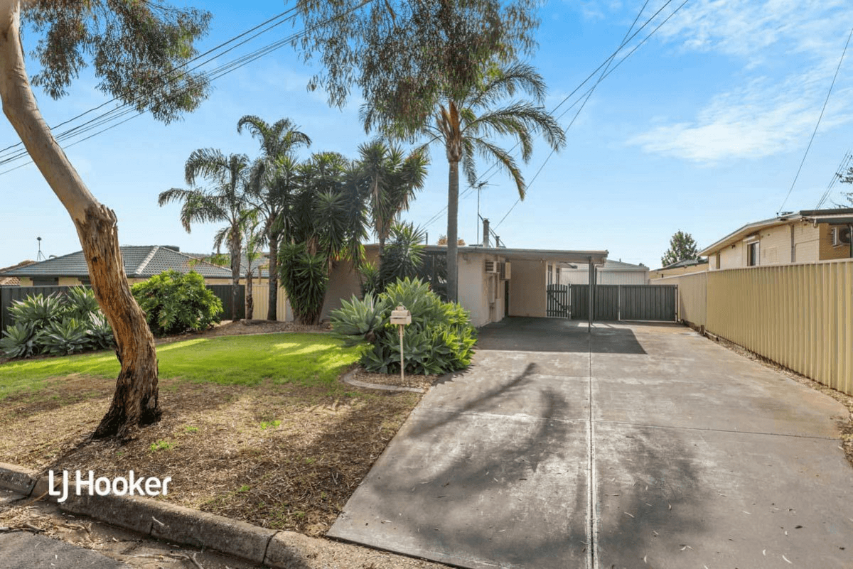 24 Leabrook Drive, PARA HILLS, SA 5096