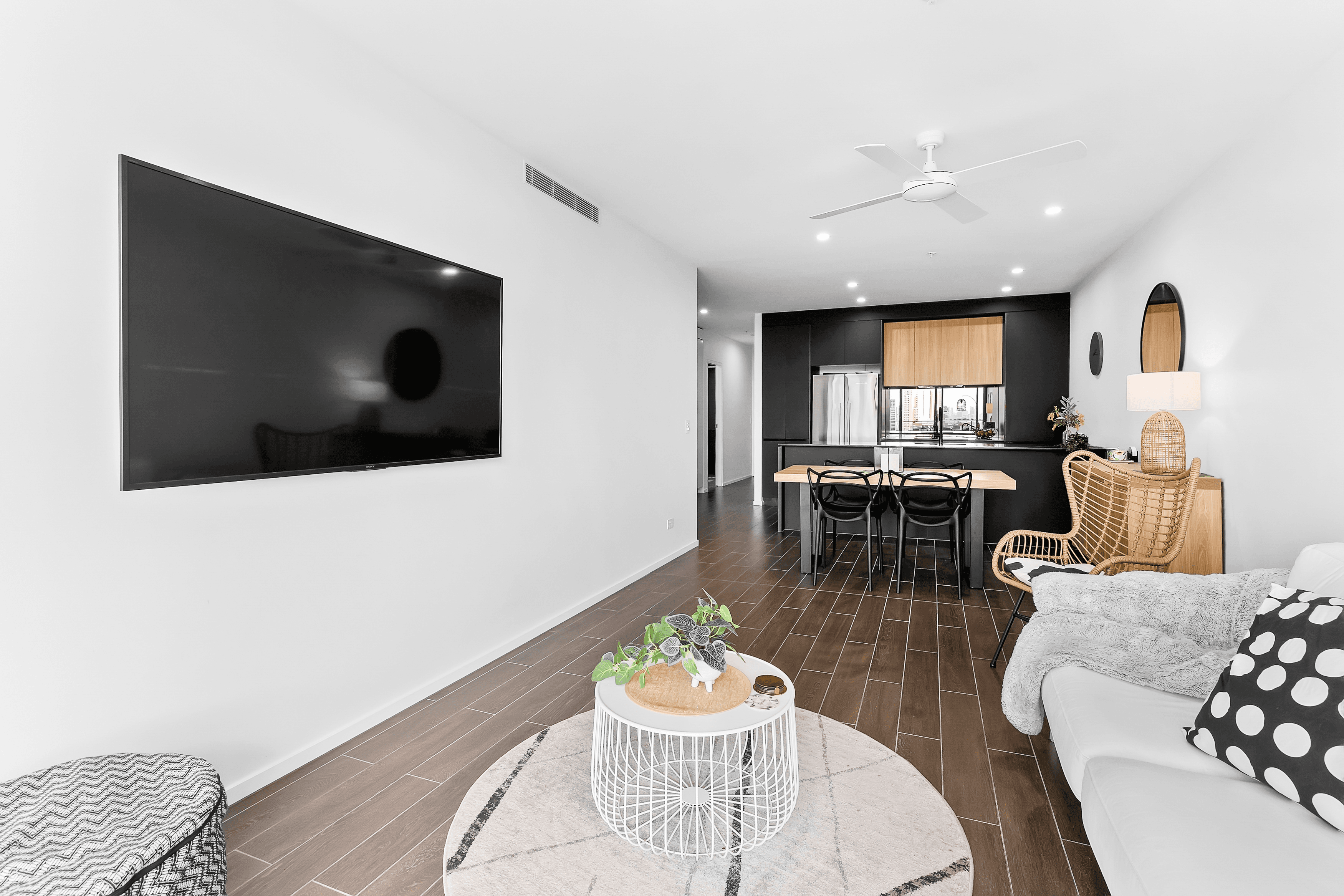 53/14 Elizabeth Avenue, BROADBEACH, QLD 4218