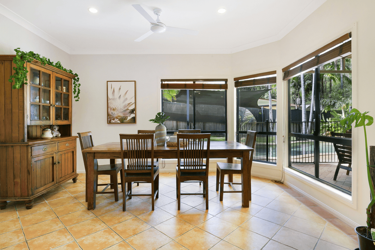 67 Whiteash Road, BONOGIN, QLD 4213