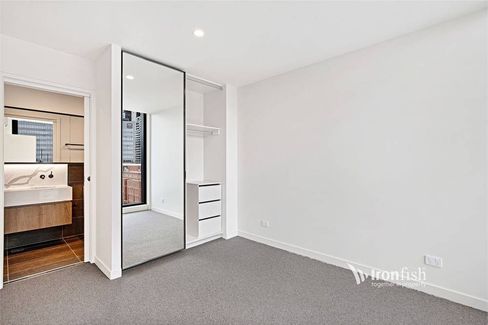 1004/105 Batman Street, WEST MELBOURNE, VIC 3003